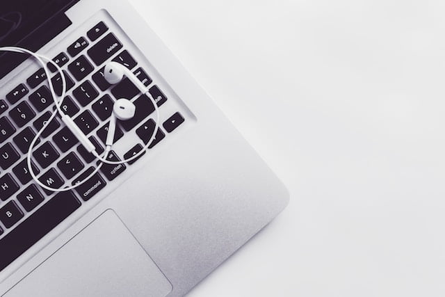 improve the sound quality of a laptop
